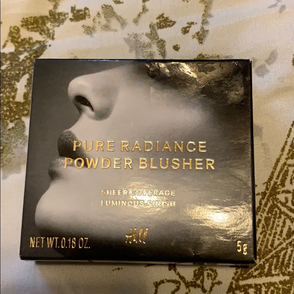 H&M Pure Radiance Powder Blusher